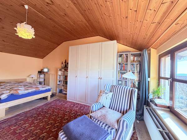 Schlafzimmer 3, DG, Bild 2
