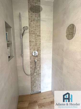 Dusche, ebenerdig