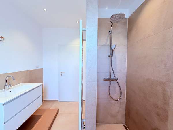 Badezimmer, Bild 2