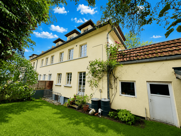 Außen hinten