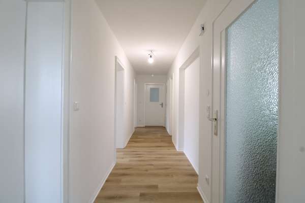Flur OG Vorderhaus