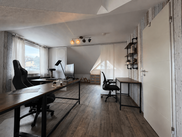 Arbeitszimmer DG