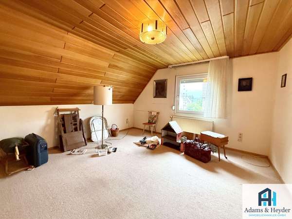 Schlafzimmer 3 (DG)