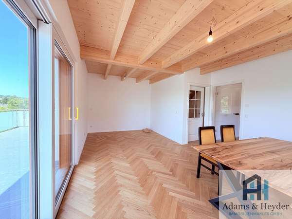 Wohn- & Esszimmer, Bild 3