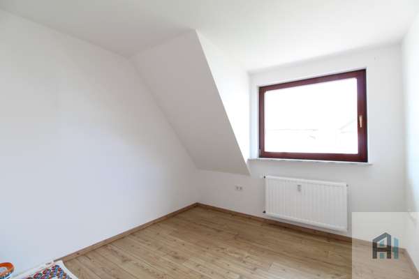 Haus 1: Schlafzimmer Mietwhg. DG