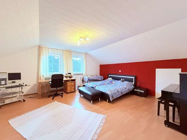 Schlafzimmer 3, OG