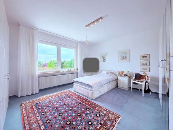 Schlafzimmer 1, EG