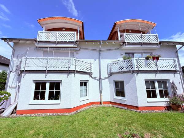Helle, ruhige & gut geschnittene 2-Zi-Dachgeschoss-Wohnung mit Balkon