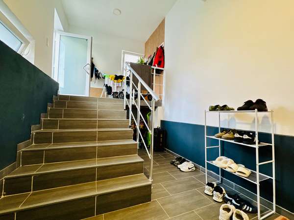 EG links Eingangsbereich