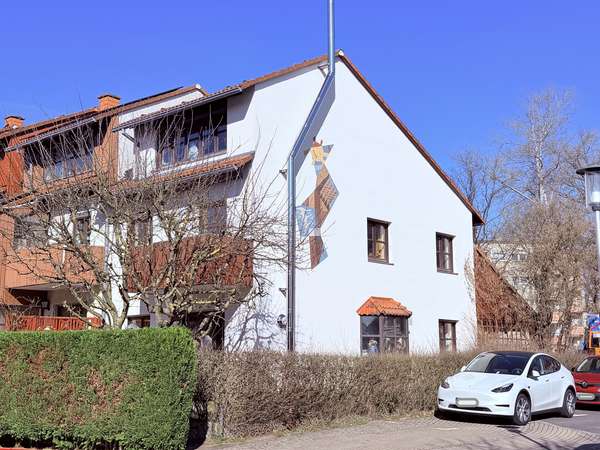 Sonnig gelegenes Reihenendhaus in Kassel-Niederzwehren mit 5 Zimmern