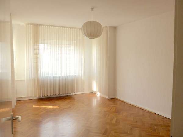 1.OG: Schlafzimmer 1