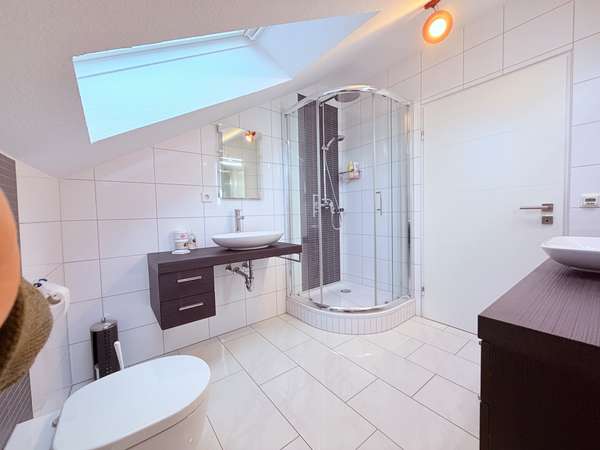 Badezimmer OG, Bild 2