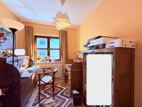 Büro, 1.OG