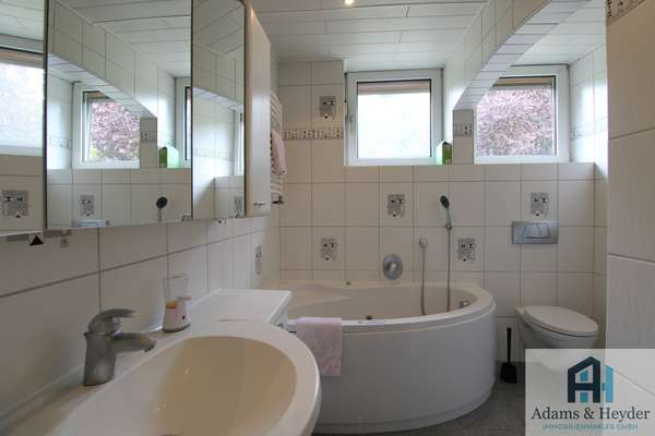 Bad Bild 1