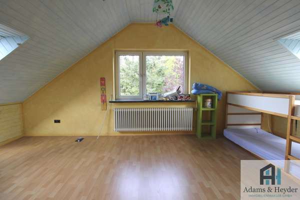 Schlafzimmer 3