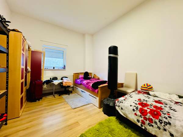 EG links Kinderzimmer