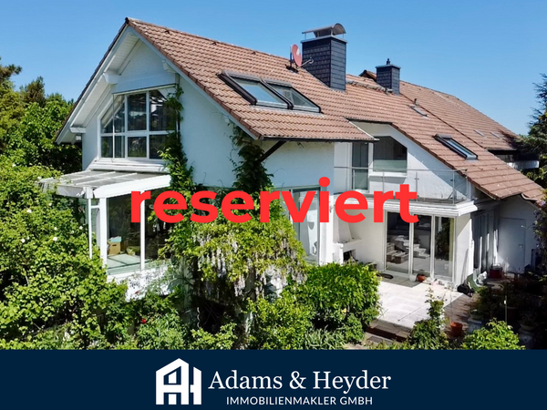 Hochwertige DHH-Villa mit traumhaften Garten in Harleshausen