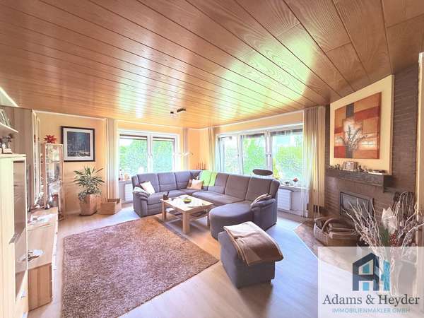 Wohnzimmer 2, EG, Bild 1