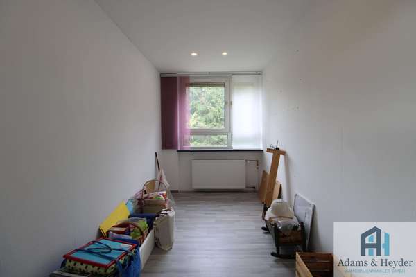 Schlafzimmer 2