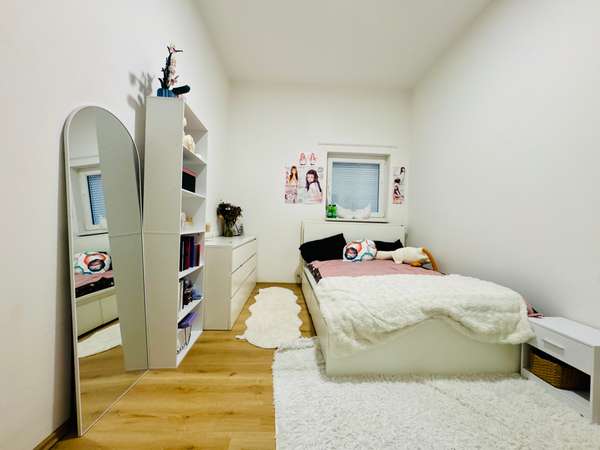 EG links Kinderzimmer 1