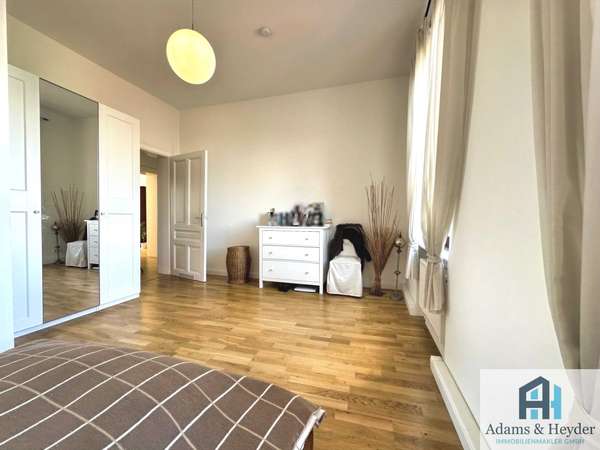 Schlafzimmer, Bild 3