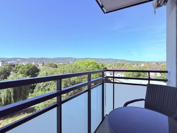 Balkon mit Ausblick Habichtswald