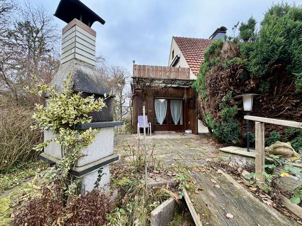 Terrasse mit Grillkamin
