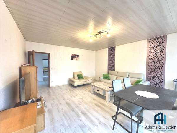 Wohnzimmer 2, Bild 2, EG