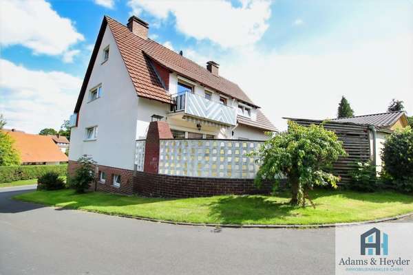 Straßenansicht des Hauses