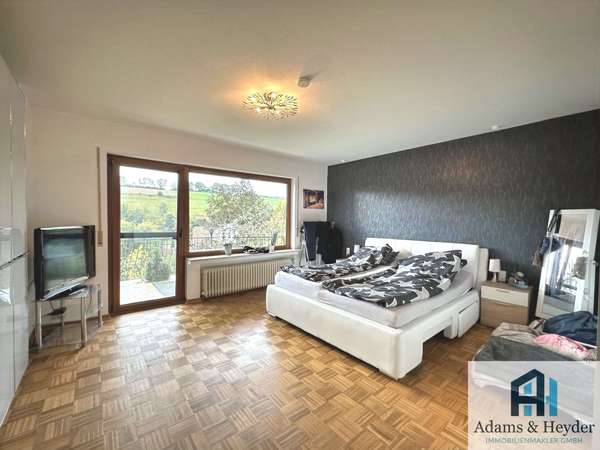 Schlafzimmer 1, EG