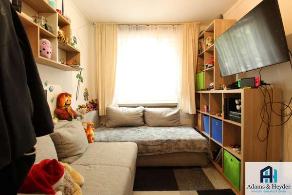 Schlafzimmer 2