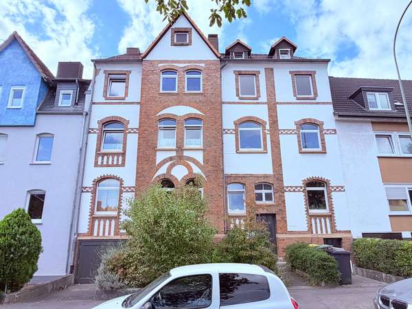 Gemütliche 2-Zimmer-Dachgeschoss-Altbau-Wohnung in Kassel-Niederzwehren