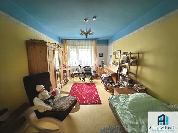 Schlafzimmer 1