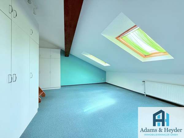Schlafzimmer, Bild 1