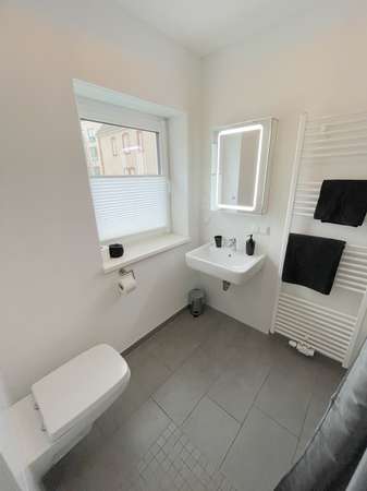 Badezimmer, App.1, Bild 2