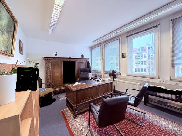 Büro 1, 2.OG