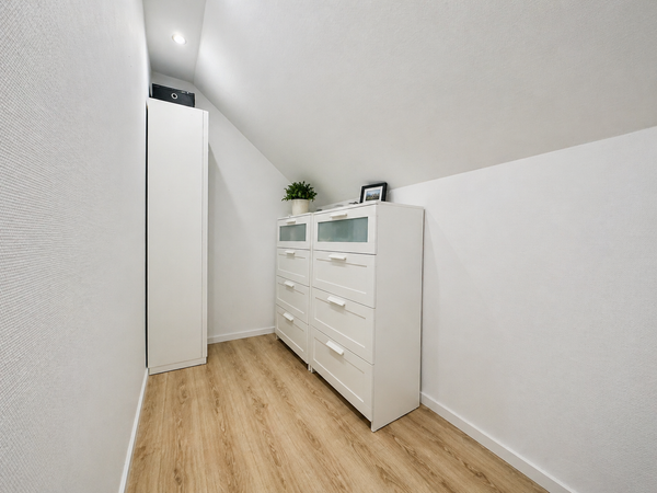Ankleidezimmer OG