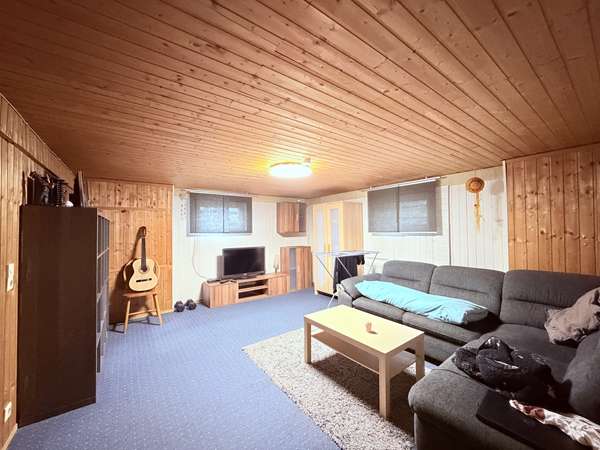 Wohnzimmer, UG