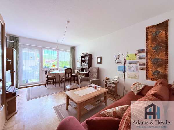 Wohnzimmer, Bild 1