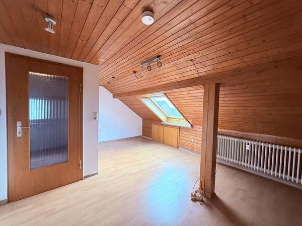 Wohnzimmer 3, DG, Bild 1