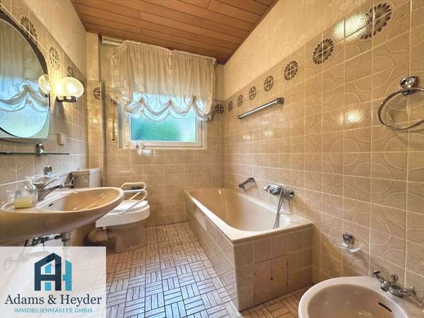 Badezimmer, EG