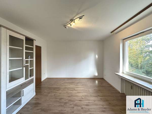 Zimmer 2 OG