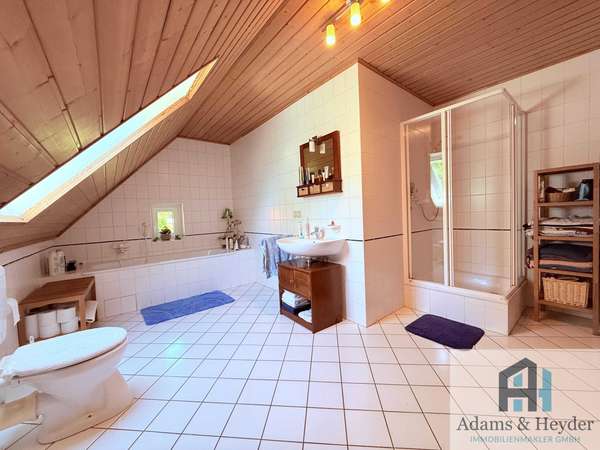 Badezimmer OG