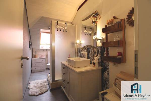 Badezimmer klein