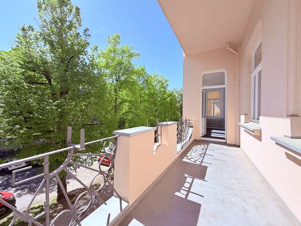 Balkon, Bild 2