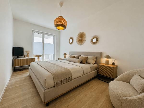 Schlafzimmer (Möbel KI getauscht)