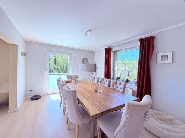 Esszimmer, Bild 2