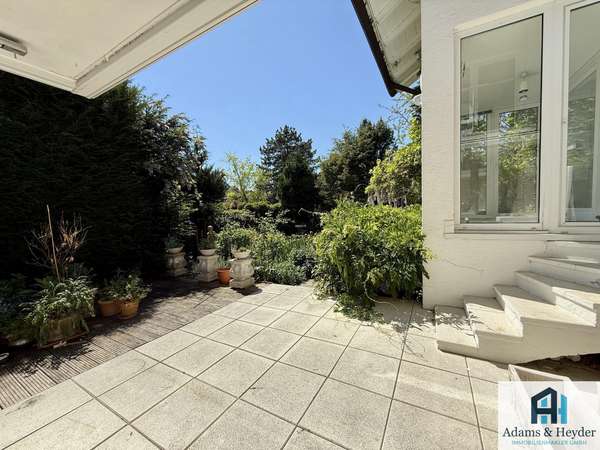 Terrasse Bild 2