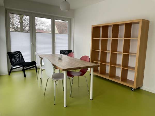 Gemeinschaftsraum, Bild 1