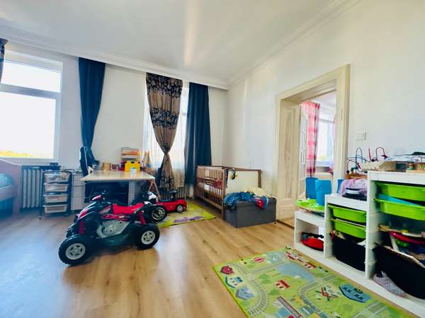 OG links Kinderzimmer